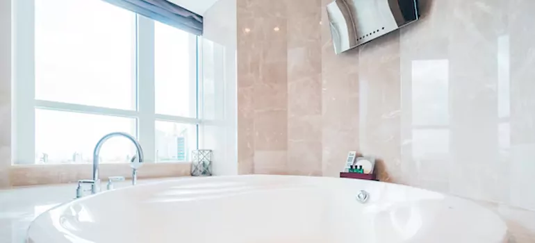 Bathroom Window Coverings in Cutler Bay, FL